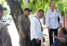 Hidup Terlantar, Seorang OGDJ Dibawa ke RSKD Maluku