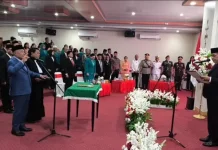 Wali Kota Ambon Lantik Roberd Sapulette sebagai Sekda Definitif