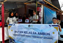 Rutan Ambon Salurkan Bansos bagi Masyarakat yang Membutuhkan