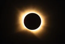 Gerhana Matahari Total di Langit Spanyol, Korona Matahari Tampil Memukau Mata