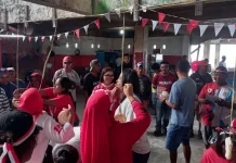 Pedagang Pasar Arumbae Mardika Ikuti Lomba Semarak Hari Kemerdekaan Indonesia