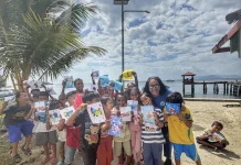 FPIK Unpatti Gelar Coloring Class, Kenalkan Laut ke Anak-Anak Pesisir Asilulu