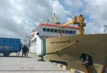 KM Sabuk Nusantara 104 Kembali Layani Eray-MBD, Warga Sambut Penuh Haru