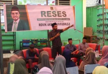 Rovik Perjuangkan Peningkatan Kualitas Pemukiman Warga Air Salobar