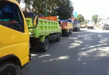 Sopir Keluhkan Antrean Panjang BBM Jenis Solar di SPBU Passo