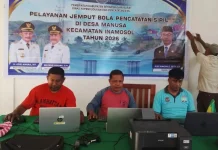 Disdukcapil SBB datangi Warga Manusa Pegunungan Demi Pelayanan Gratis