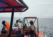 Longboat Mati Mesin di Perairan Malra, Empat Penumpang Dievakuasi Tim SAR
