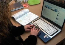 Kuliah Daring Melatih Kemandirian Pekerja dalam Belajar