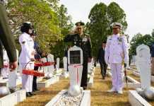 Peringati HUT ke-81 TNI, Wadan Kodaeral IX Pimpin Ziarah di TMP Kapahaha Tantui