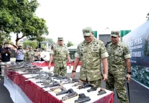 Sebanyak 75 Pucuk Senpi Diserahkan Warga ke Pangdam XV/Pattimura