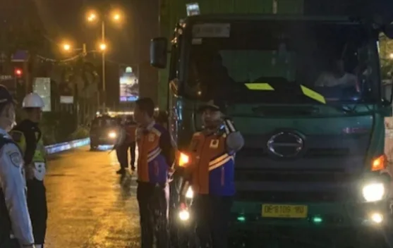 Tronton Beroperasi di Jam Ramai, DPRD Tegur Pelindo