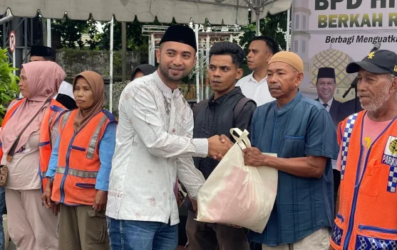 HIPMI Maluku Salurkan Ratusan Paket Sembako di Bulan Suci Ramadhan