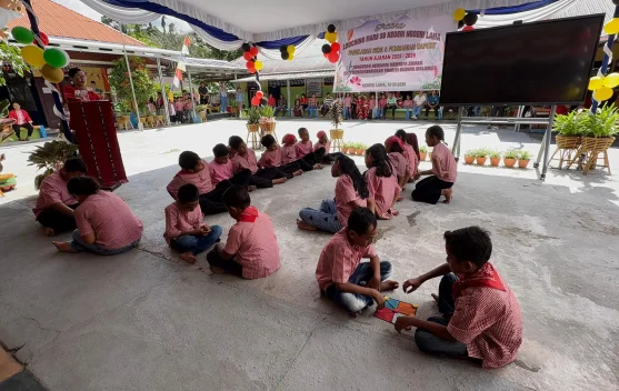 Pentas Seni Jadi Ajang Pelestarian Budaya di SDN Negeri Lama
