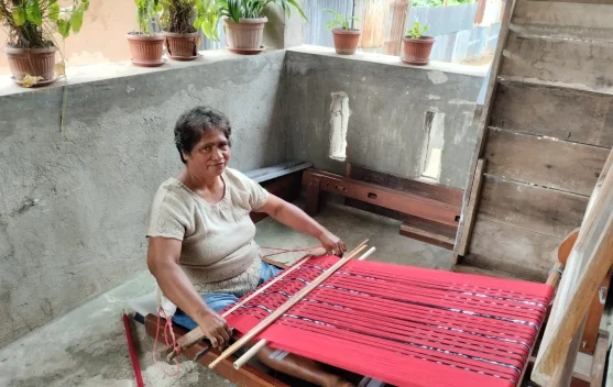 Tenun Ikat Mudenza! Kearifan Lokal yang Menjanjikan Kesejahteraan Pelaku UMKM