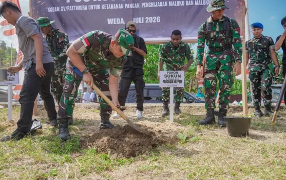 Pangdam XV/Pattimura Luncurkan Program Emas Hijau, Sejuta Pohon Sukun Ditanam