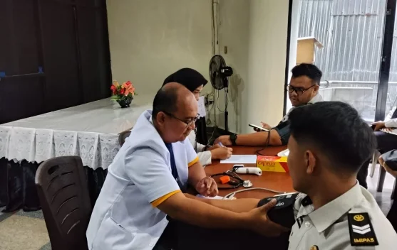 Jajaran Kanwil Ditjenpas Maluku Jalani Tes Kesehatan Gratis