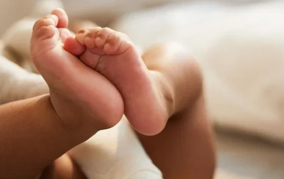 Miris! Bayi Dibuang di Tong Sampah, Orang Tuanya Belum Terungkap