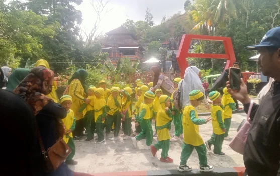 Kunjungan ke Museum Perkuat Kebersamaan Orang Tua Siswa & RA Iftitah Al-Ikhlas Ambon
