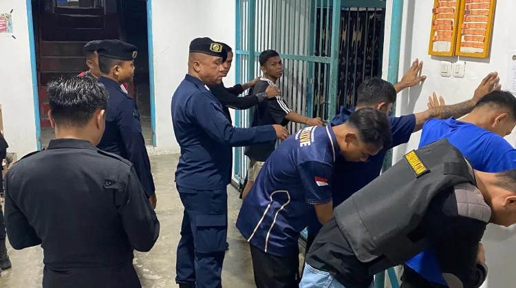 Razia Blok Hunian, Lapas Luwuk Perketat Pengawasan Ramadhan