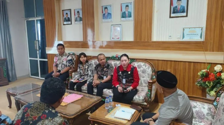 Kanwil Kemenkum Sulteng Perkuat KI di Banggai Laut
