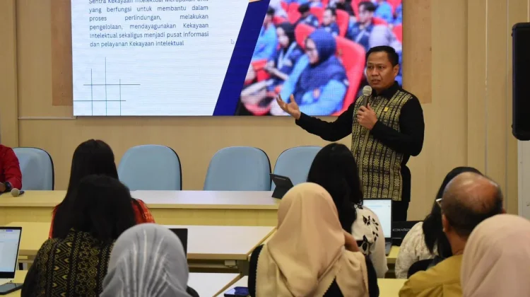 Kanwil Kemenkum Sulteng Resmikan Sentra KI di Poltekkes Kemenkes Palu