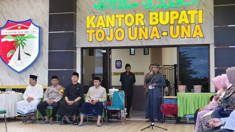 Bupati Tojo Una-Una Lepas Tiga Tim Safari Ramadhan Kabupaten