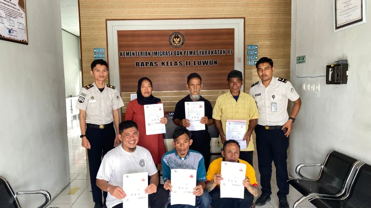 Berkah Ramadan, Enam Warga Binaan Lapas Luwuk Bebas