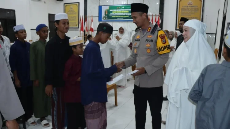 Kapolres Touna Buka Puasa Bersama, Santuni Santri