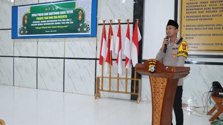 Kapolres Touna Buka Puasa Bersama, Santuni Santri
