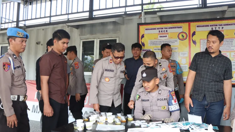 59 Personel Polres Touna Jalani Tes Urine Mendadak