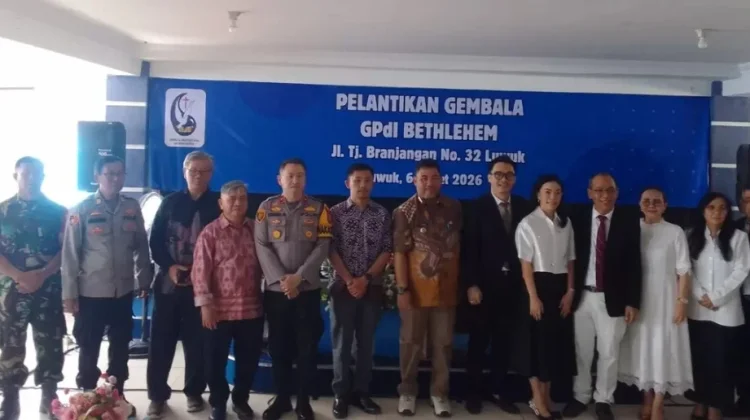 Wakapolres Banggai Hadiri Pelantikan Gembala Jemaat GPdI Bethlehem Luwuk