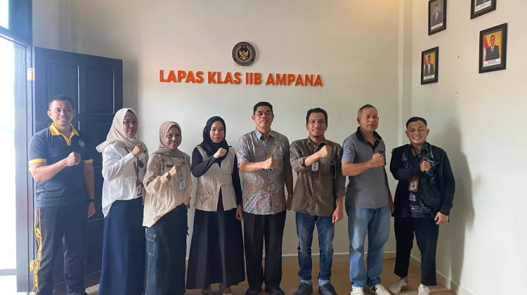 Lapas Ampana dan KPU Touna Sinergi Validasi Data Warga Binaan
