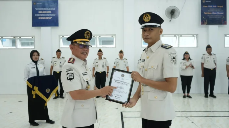Lapas Luwuk Anugerahkan Pegawai Teladan Triwulan I 2026, Dorong Budaya Kerja PRIMA