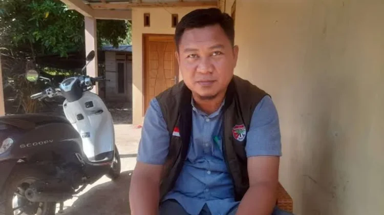 Camat Ampana Kota Dorong Tertib Administrasi Kelurahan dan Desa