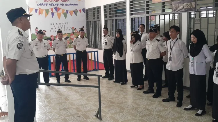 Plt. Kalapas Ampana Pimpin Apel Pagi jelang Akhir Triwulan I 2026
