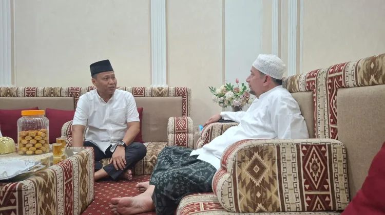 Rakhmat Renaldy Pererat Silaturahmi Bersama Keluarga Alkhairaat