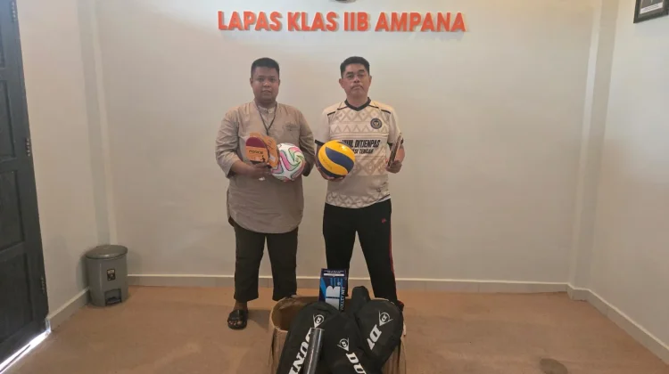 Wakil Ketua MPR RI Salurkan Bantuan Alat Olahraga untuk WBP Lapas Ampana