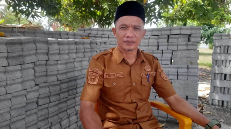 Pemdes Uetoli Dukung Program Sejuta Bibit Sawit