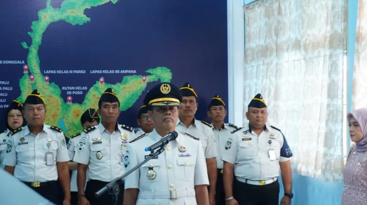 Kakanwil Ditjenpas Sulteng Lantik Empat Pejabat, Dorong Akselerasi Kinerja
