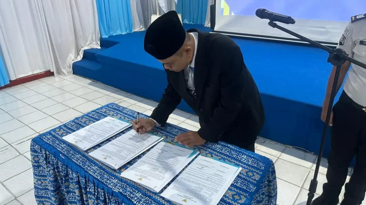 Kakanwil Ditjenpas Sulteng Lantik Empat Pejabat, Dorong Akselerasi Kinerja