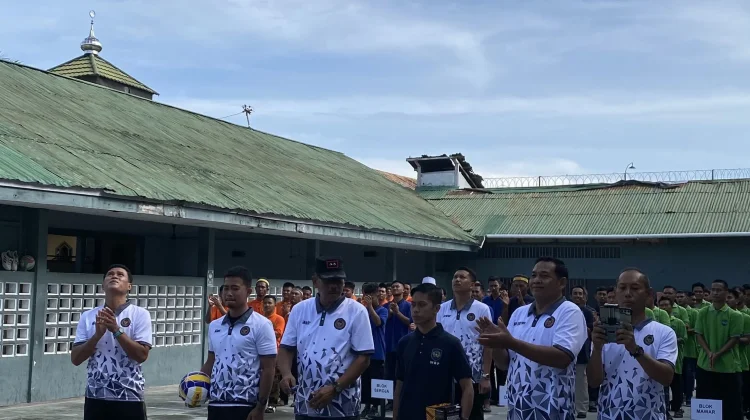 Karutan Poso Buka Porseni 2026, Ditandai Pelepasan Balon Udara