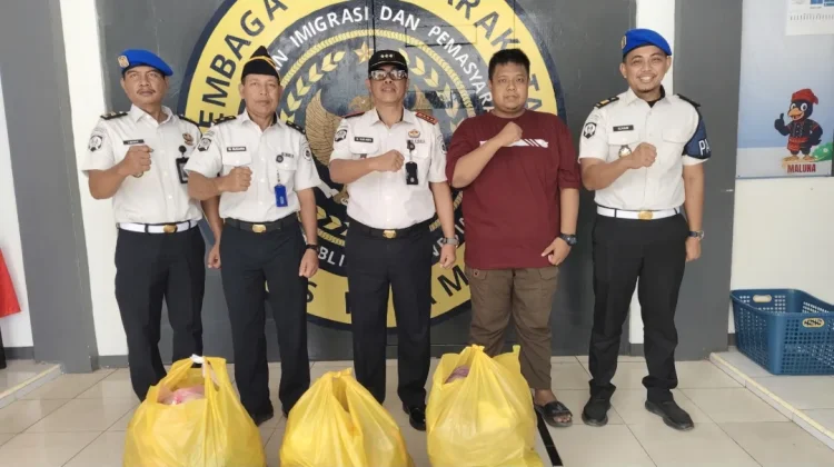 Lapas Ampana Apresiasi Jumat Berkah oleh Yayasan Sahabat Hijrah Bersama