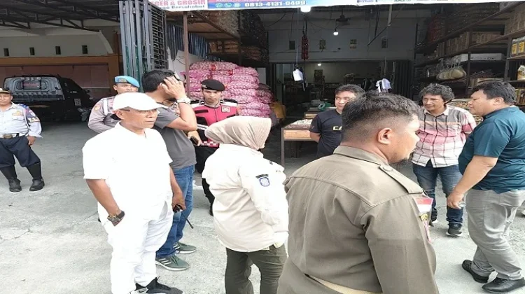 Pemkab Touna Apresiasi PKL Pasar Sore Dondo Bersedia di Relokasi