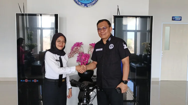 Pegawai Lapas Ampana Terima Sepeda dari BNNP Sulteng