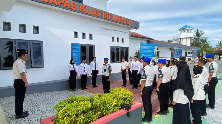 Kalapas Ampana Tegaskan Komitmen Berantas HALINAR saat Apel Pagi
