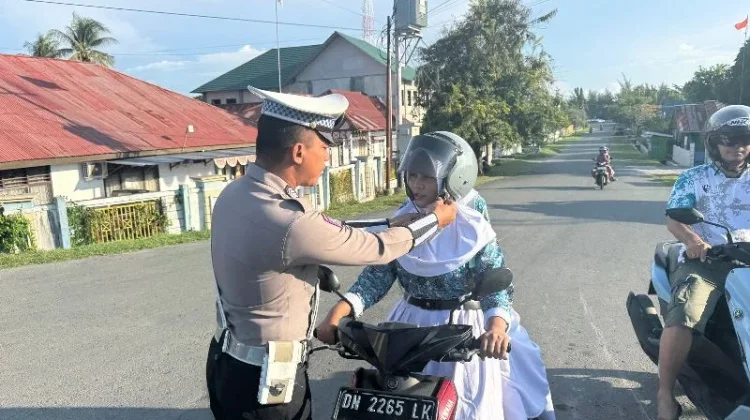 Tingkatkan Keselamatan, Sat Lantas Polres Touna Intensifkan Strong Point Pagi