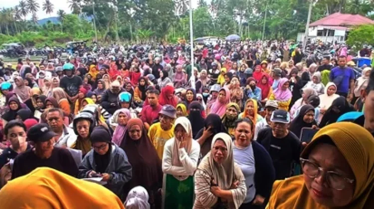 Warga Ratolindo Touna Apresiasi Penyaluran Gas LPG 3 Kg Tepat Waktu
