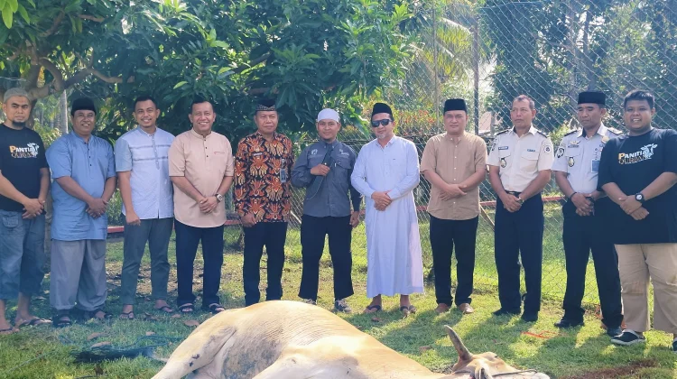 Lapas Ampana Sembelih Hewan Kurban Bantuan Menteri Hukum RI dan Wakil Ketua MPR RI