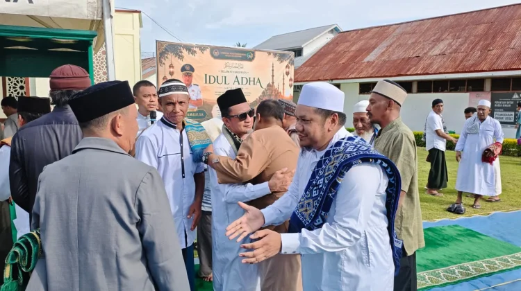 Khusyuk dan Penuh Kebersamaan, Lapas Ampana Gelar Idul Adha Bersama Bupati Touna