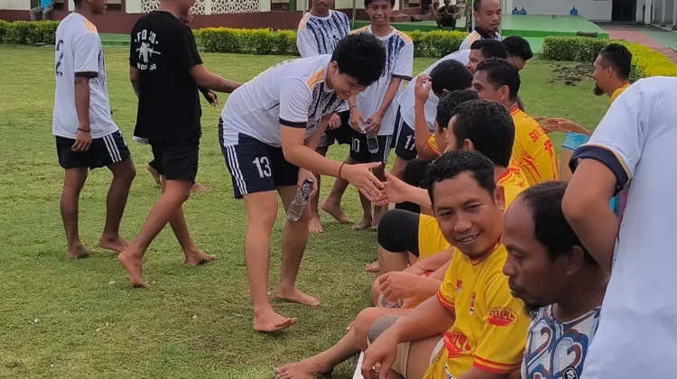 Bupati Touna Bangun Silaturahmi Bersama WBP lewat Olahraga